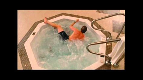 hall pass movie hot tub scene